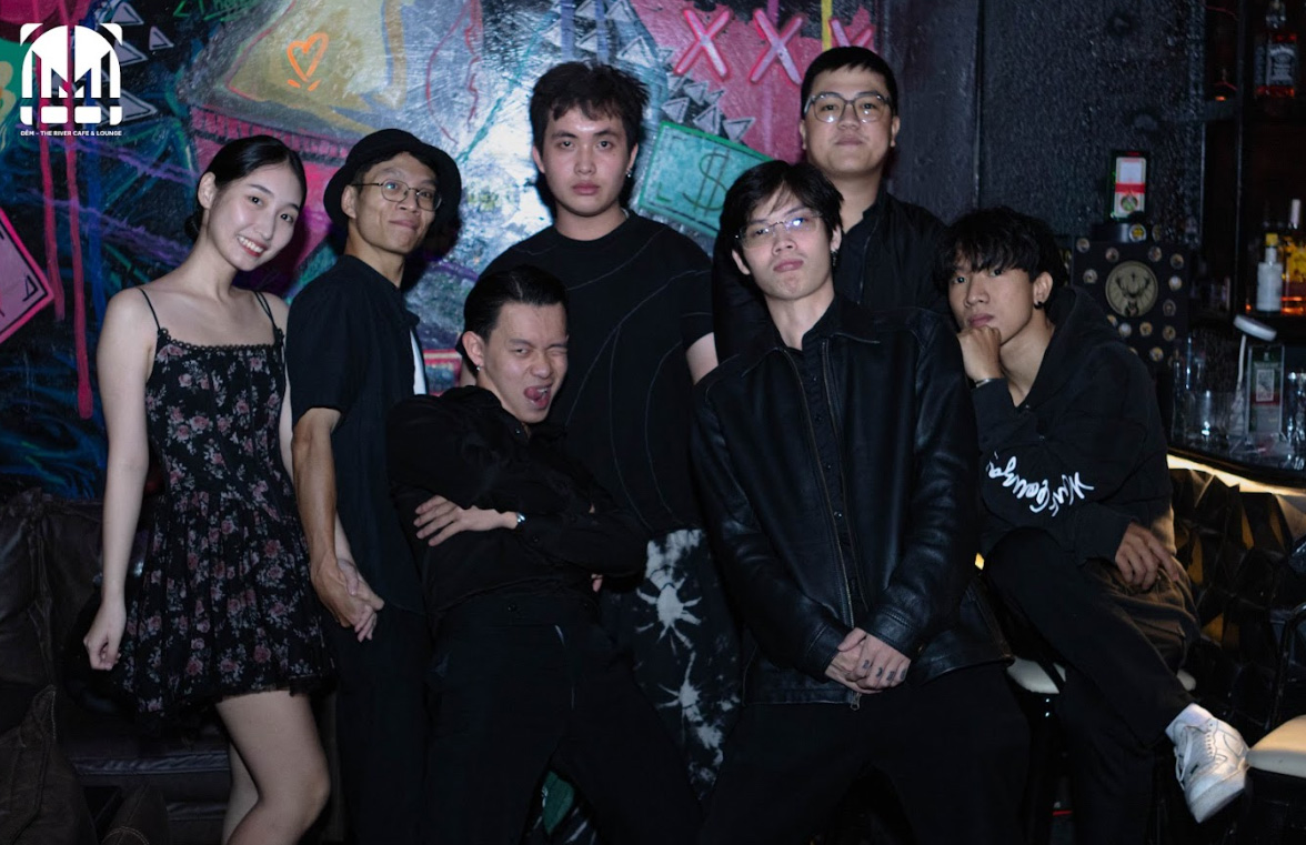 Pink Frog cùng những anh em nghệ sĩ indie thân thiết